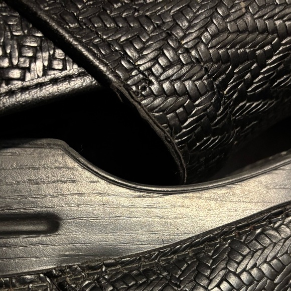 Bundle size 41 Black and Iridescent Clogs Nursing Shoes *Worn Condition - Picture 10 of 10